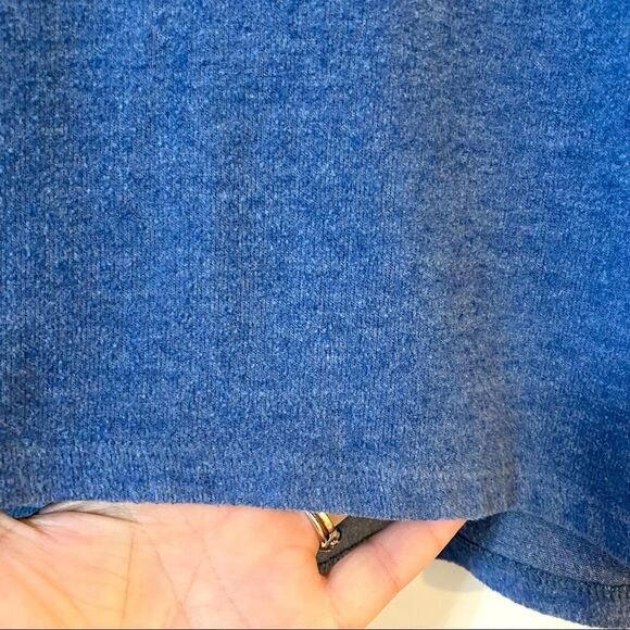 Sonoma flattering V Neck sweatshirt. - Picture 2 of 6